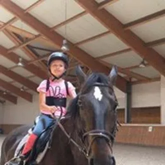 nauka jazdy konnej dla dzieci w ośrodku jeździeckim Lando